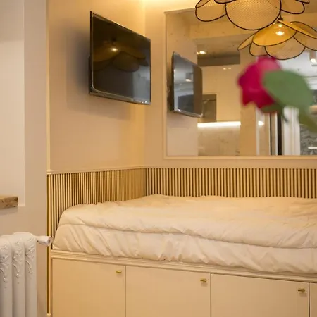 Апартаменты Studio Fonctionnel Et Moderne Place Clichy - 2p *