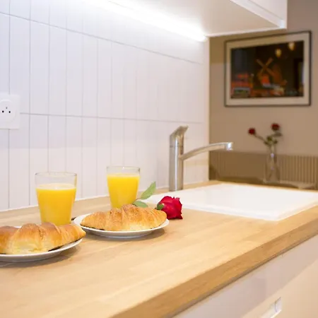 Fonctionnel Et Moderne Place Clichy - 2p Apartment *