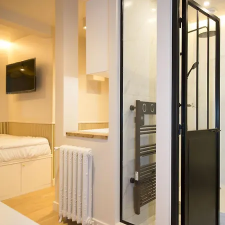 Apartment Fonctionnel Et Moderne Place Clichy - 2p *